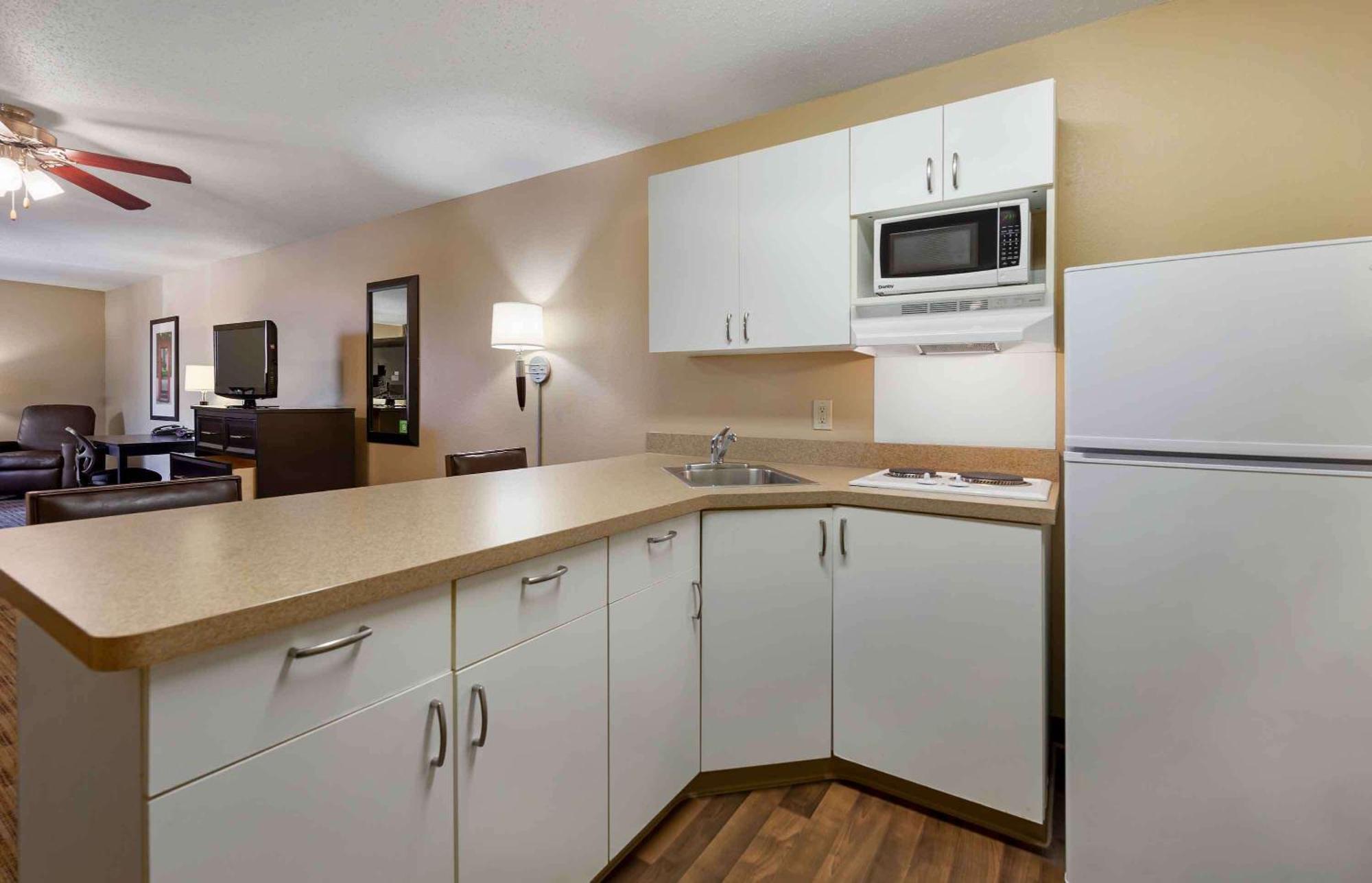 Extended Stay America Suites - Madison - Junction Court Middleton Dış mekan fotoğraf