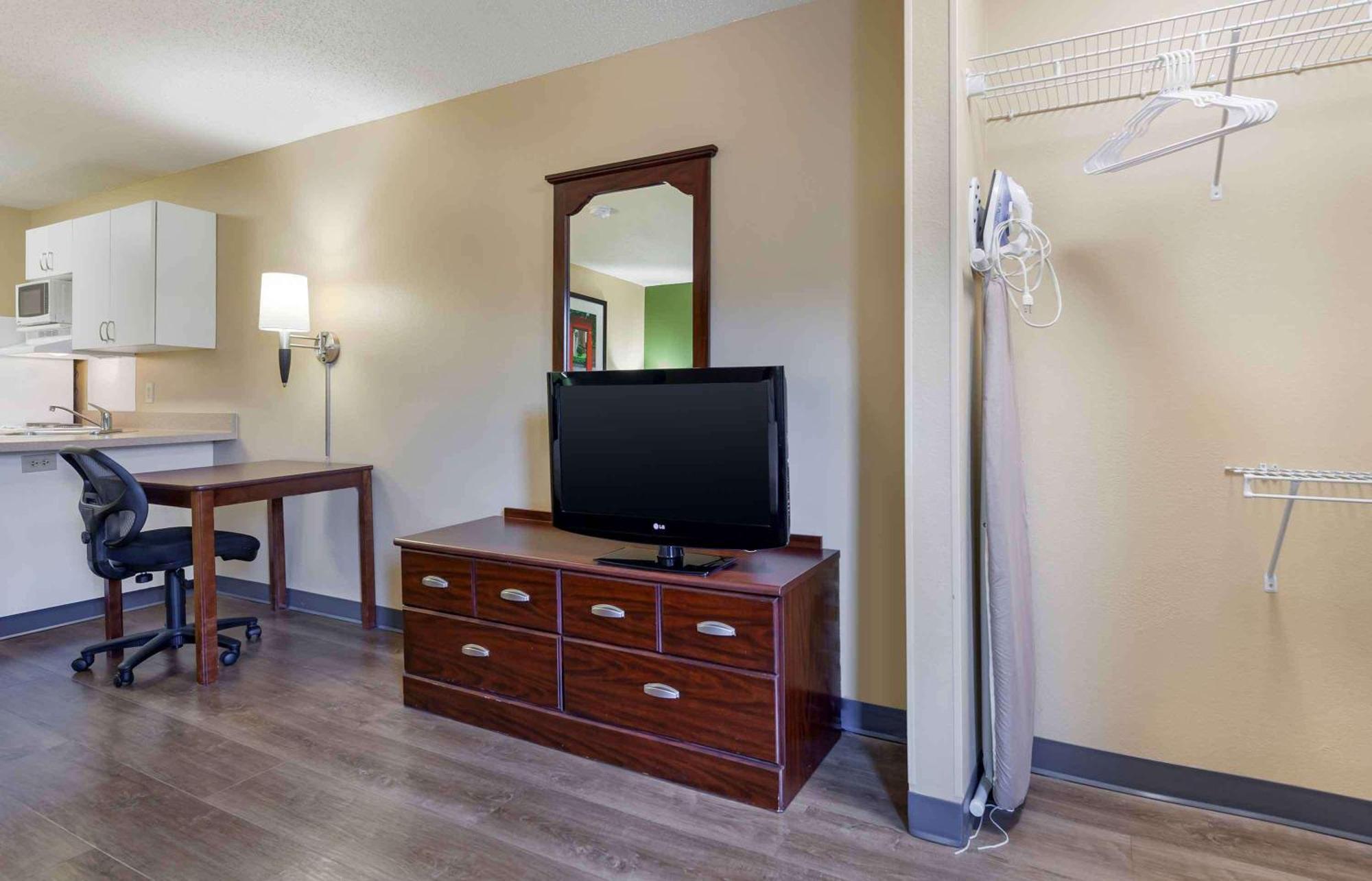 Extended Stay America Suites - Madison - Junction Court Middleton Dış mekan fotoğraf